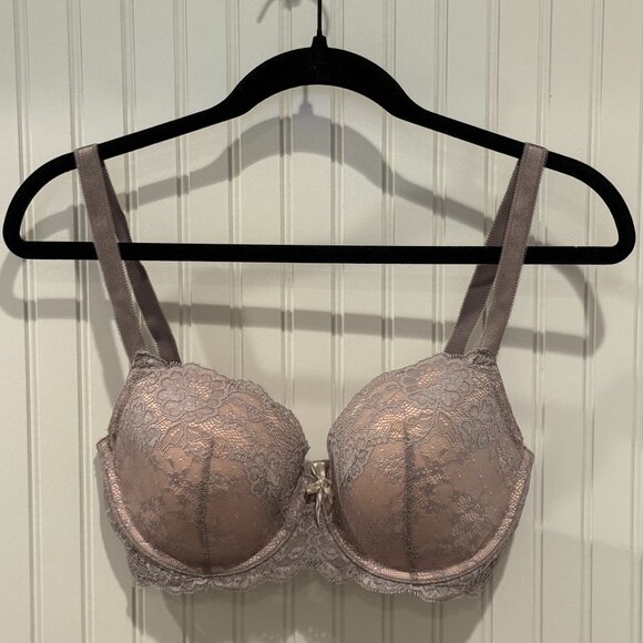 Victoria's Secret Push Up Bra 34DD - Picture 1 of 3